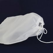 What are the selection principles and precautions for nylon filter mesh bags?