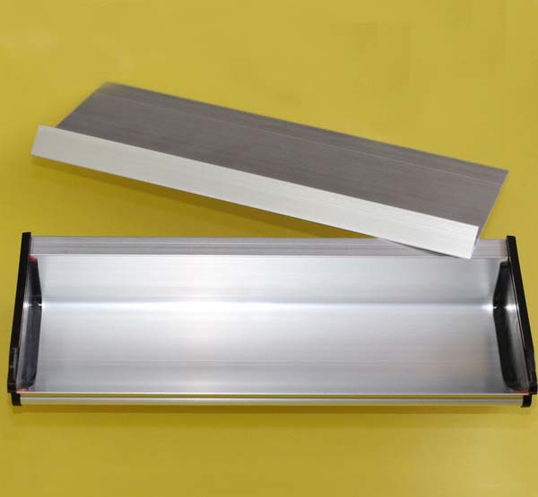 18" aluminum scoop coater